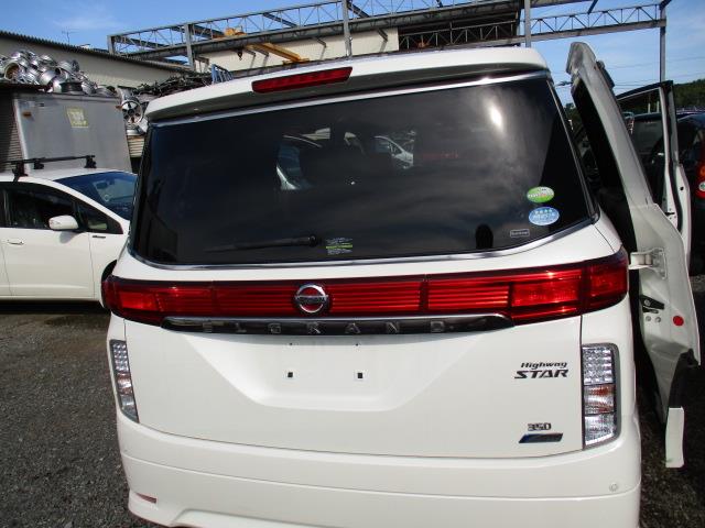 楽天市場】e52 エルグランド バックドア（車用品｜車用品・バイク用品