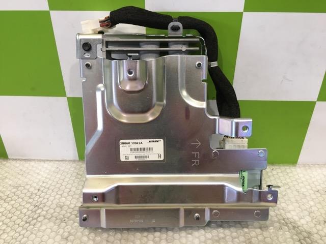 【中古】中古部品 フーガ KY51 オーディオアンプ 【3330530100-000005102661150】