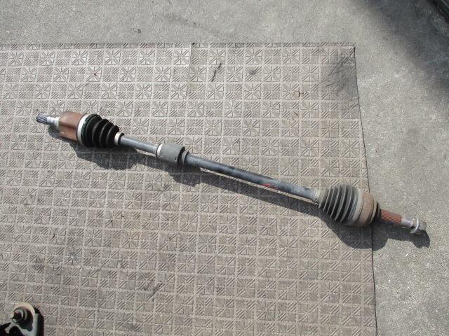 【中古】中古部品 ノート E11 右フロントドライブシャフト 【3310190100-001468959042100】
