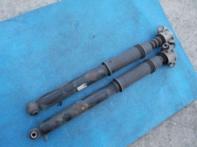 【中古】中古部品 プジョー 307 T5NFU 左リアショックアブソーバー 【3310190100-000868755850800】