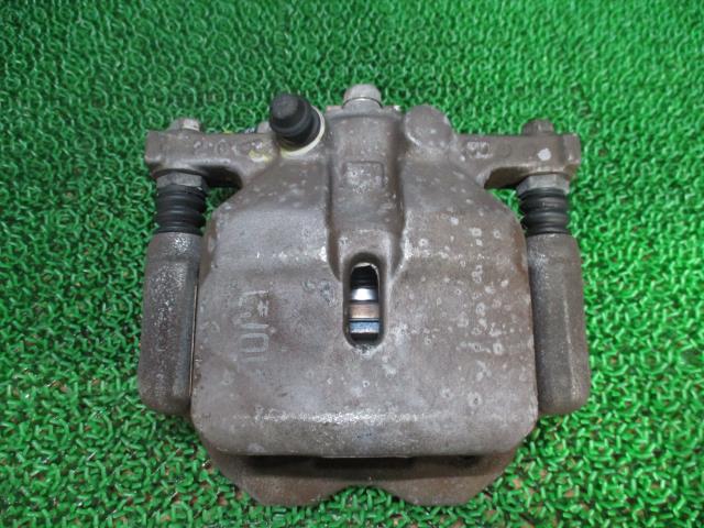 【中古】中古部品 ステップワゴン RG1 右リアキャリパー 【3330660100-000023307844430】