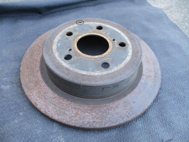 【中古】中古部品 プリウスα ZVW41W リアディスクローター 【3310190100-001673249344490】
