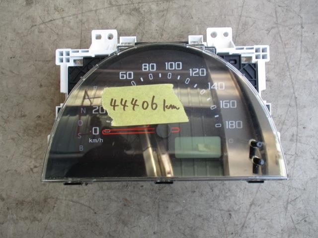 【中古】中古部品 パッソ KGC30 スピードメーター 【3310190100-001709997461400】