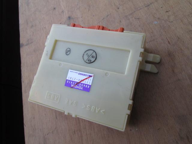 【中古】中古部品 ビスタ SV41 A/Cコンピューター 【3310190100-001073023563900】