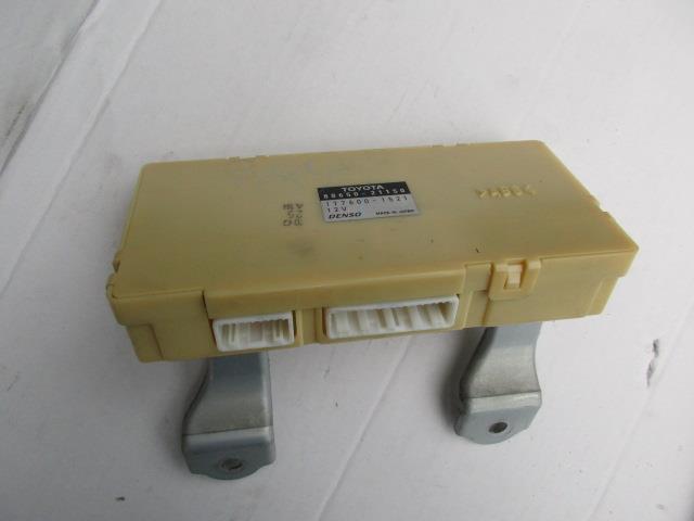 【中古】中古部品 カルディナ ZZT241W A/Cコンピューター 【3310190100-001301765763900】