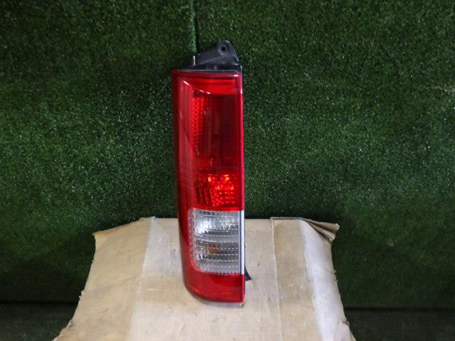 【中古】中古部品 スクラム DG64W 左テールランプ 【3260460000-230425001315600】