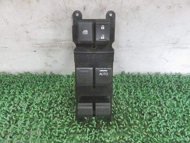 【中古】中古部品 N－VAN JJ2 パワーウインドウスイッチ 【3330380100-000035013661900】