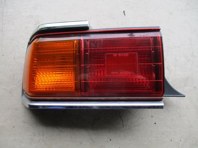 【中古】中古部品 センチュリー GZG50 左テールランプ 【3310190100-001666341215600】