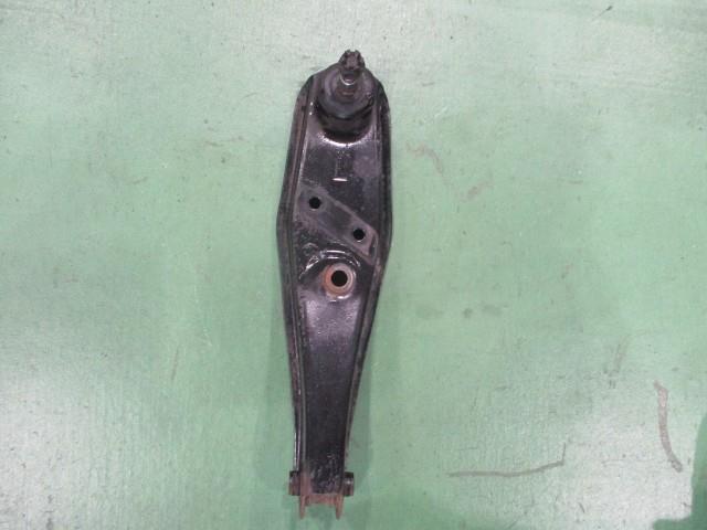 【中古】中古部品 アクティ HH3 左フロントロアアーム 【3310590000-000006133551740】