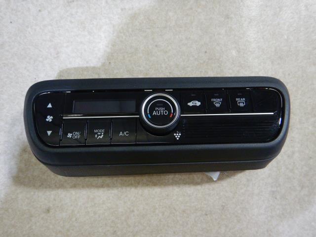 【中古】中古部品 N−BOX JF3 A/Cスイッチパネル 【3330810100-230517000260900】