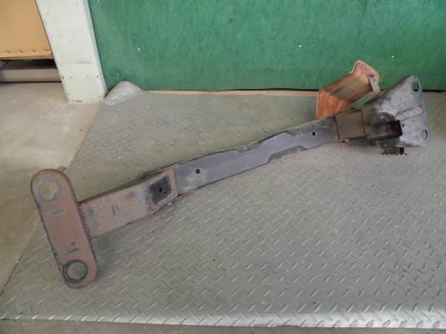 【中古】中古部品 ハイゼット S200P フロントメンバー 【3310420000-000002176151710】