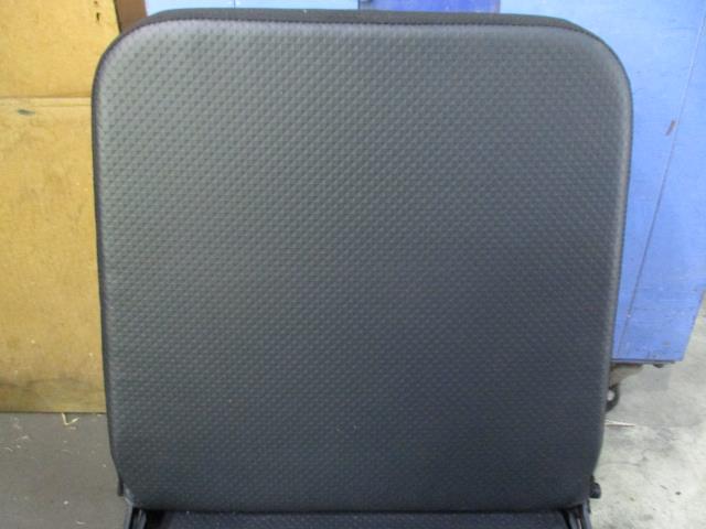 【中古】中古部品 ハイゼット S510P ドライバーシート 【3310160100-0000042651705...