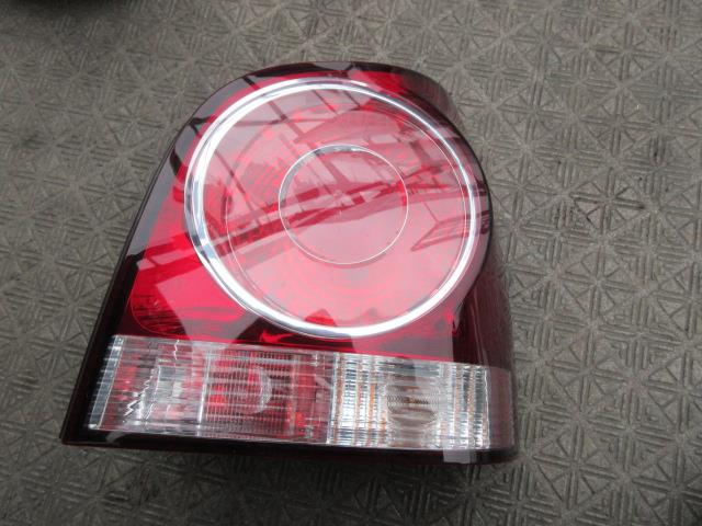 【中古】中古部品 VW ポロ 9NBTS 右テールランプ 【3310190100-001414685015500】