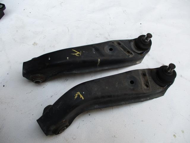 【中古】中古部品 eKワゴン H82W 左フロントロアアーム 【3310190100-001541764251740】