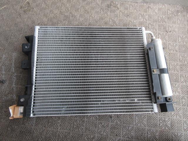 【中古】中古部品 ミニキャブ U61T コンデンサー 【3310190100-001372024560600】
