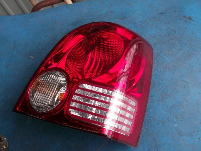 【中古】中古部品 ディオン CR9W 左テールランプ 【3310190100-000845559015600】