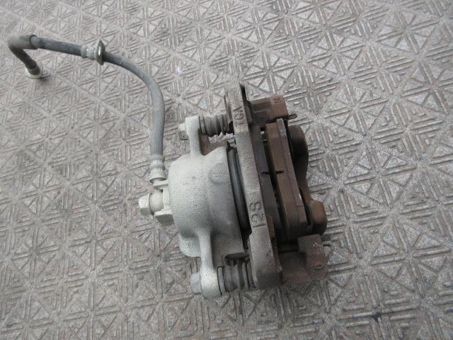 【中古】中古部品 ワゴンR MH22S 右フロントキャリパー 【3310190100-001363706344330】
