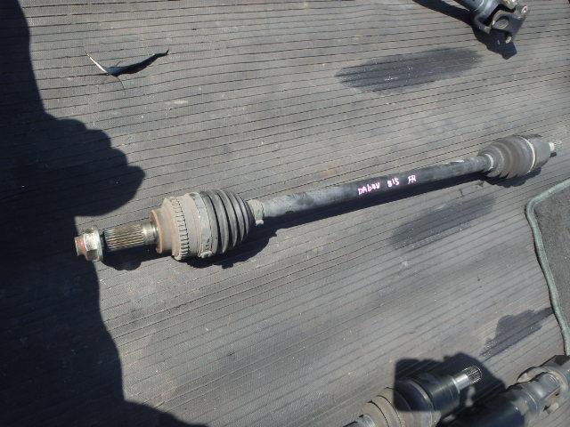 【中古】中古部品 エブリィ DA64V 右フロントドライブシャフト 【3331010800-000021019242100】