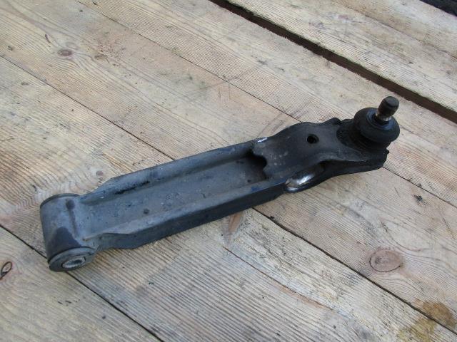 【中古】中古部品 アルト CR22S 左フロントロアアーム 【3310190100-001244130651740】