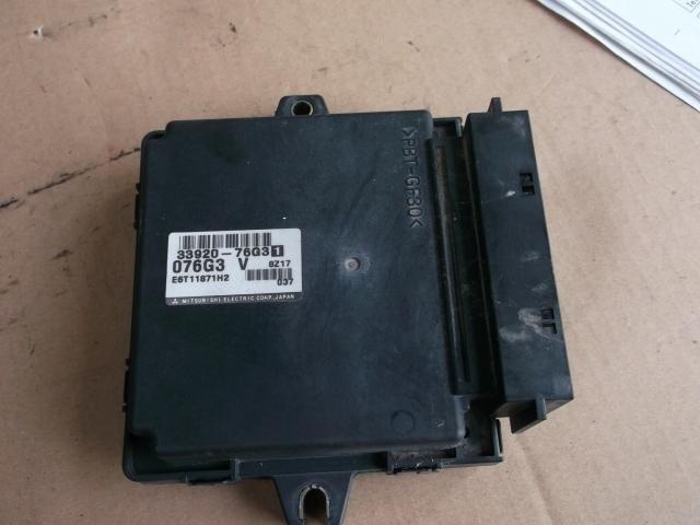 【中古】中古部品 KEI HN21S エンジンコンピューター 【3310190100-000851831463100】