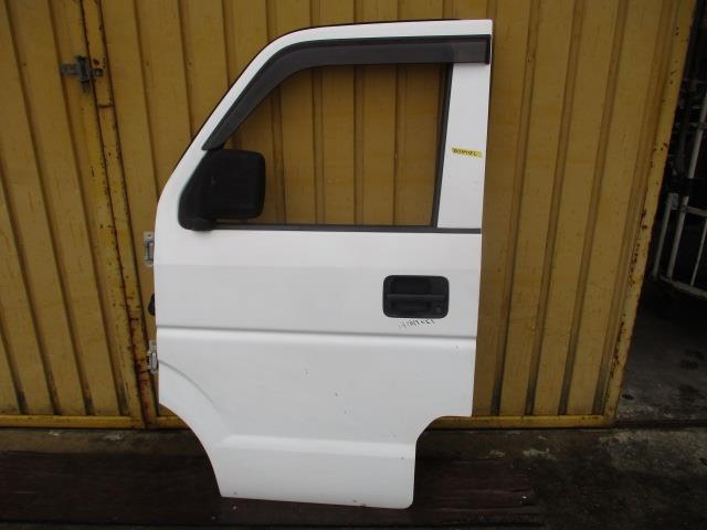 【中古】中古部品 エブリィ DA64V 左フロントドア 【3310190100-001488588713200】