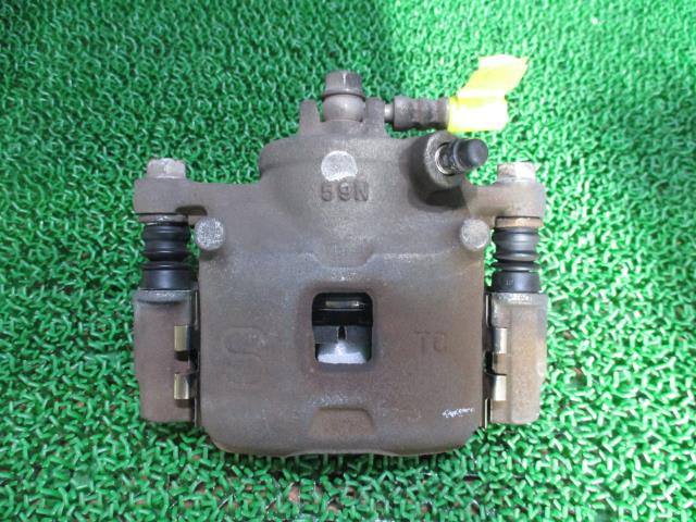 【中古】中古部品 ワゴンR MH34S 左フロントキャリパー 【3330660100-000023310544360】