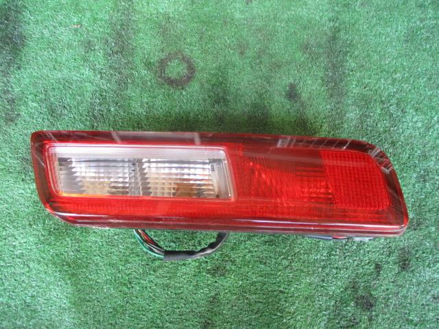 【中古】中古部品 アルト HA36S 右テールランプ 【3310190100-001612302215500】