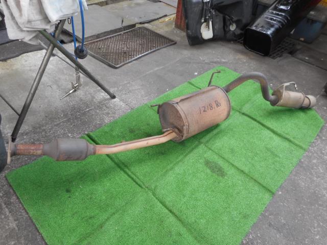 Mufflers - 【中古】中古部品 ハイゼットアトレ S230G リアマフラー 【3330190100-000002121822500】