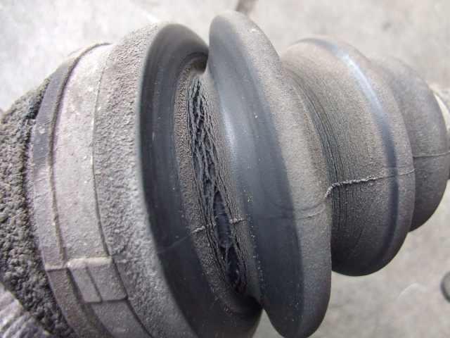 【中古】中古部品 アルト HC11V 左フロントドライブシャフト 【3310190100-000652224442200】