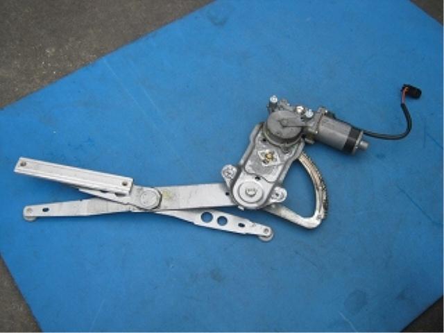 【中古】中古部品 ジャガー XJシリーズ JLFB 右フロントドアレギュレータ・モーター 【3310190100-000756894713120】