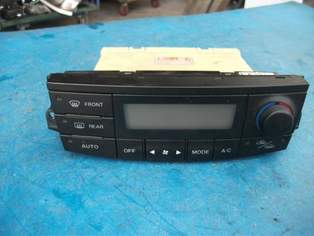 【中古】中古部品 MPV LW5W A/Cスイッチパネル 【3310190100-000813967560900】