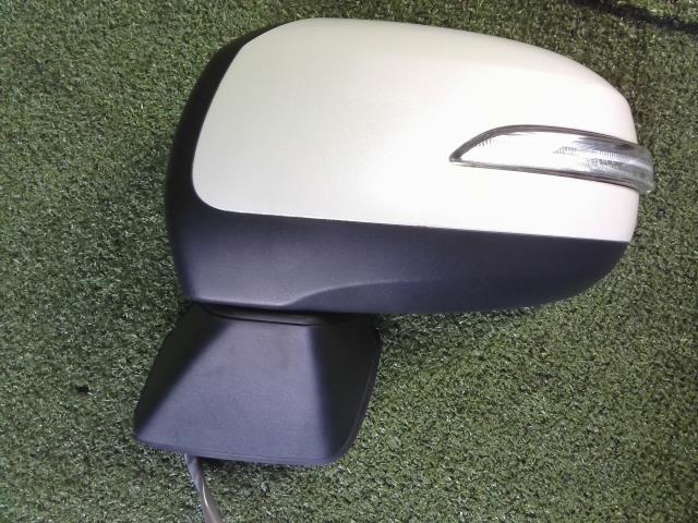 【中古】中古部品 ステラ LA100F 左サイドミラー 【3260070000-230530000313600】