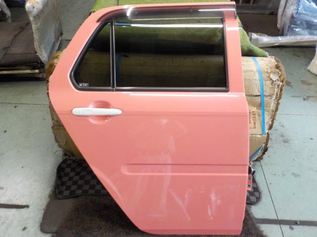 【中古】中古部品 ミラトコット LA550S 右リアドア 【3260200000-230614000113300】