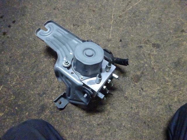 【中古】中古部品 スペーシア MK53S ABSアクチュエーター 【3310410000-000223041842500】