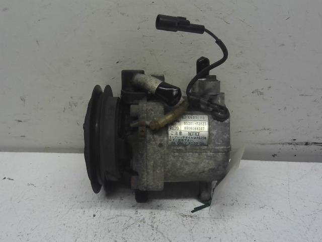 【中古】中古部品 ワゴンR CT51S A/Cコンプレッサー 【3310160100-000004277560700】