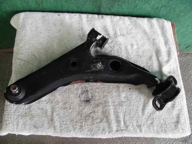 【中古】中古部品 プレオ RA1 左フロントロアアーム 【3310420000-000002189451740】