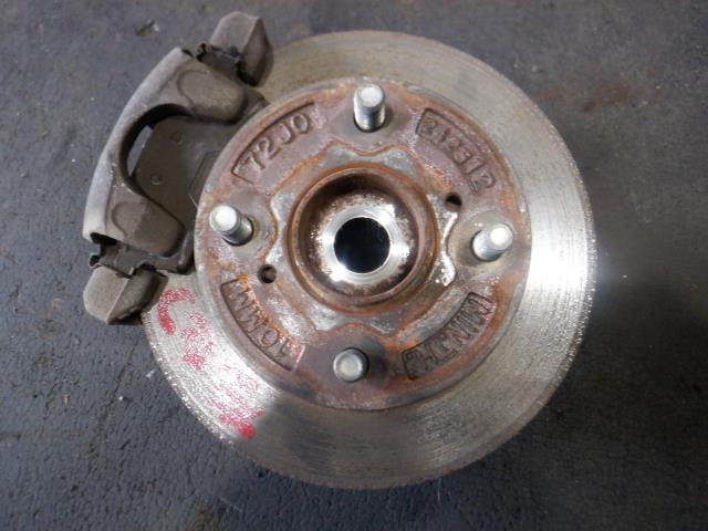 【中古】中古部品 モコ MG33S 左フロントナックルハブ 【3340140100-000023389444340】