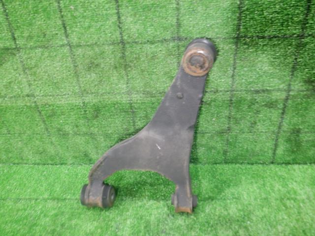 【中古】中古部品 フォレスター SJ5 左リアアッパアーム 【3330420100-230711000151850】