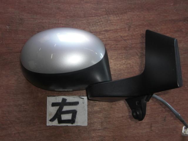 【中古】中古部品 モコ MG22S 右サイドミラー 【3310050100-001318529413500】