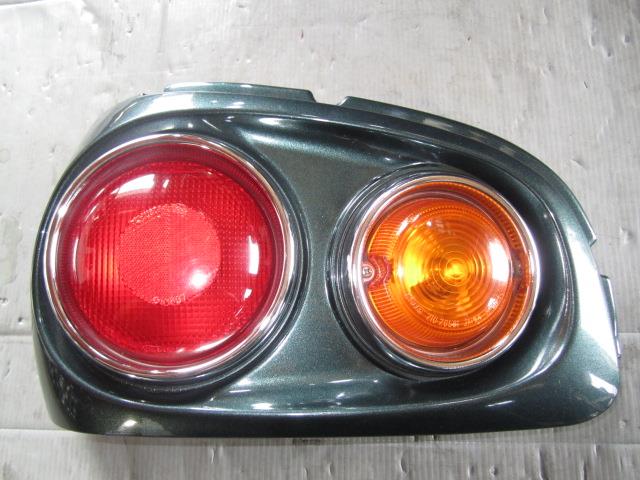 【中古】中古部品 ヴィヴィオ KK3 左テールランプ 【3310050100-001041156615600】