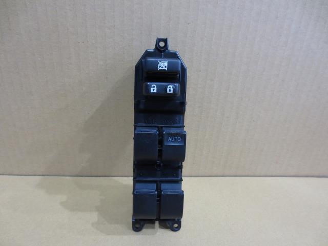 【中古】中古部品 ヴィッツ NCP91 パワーウインドウスイッチ 【3330460100-000001559261900】