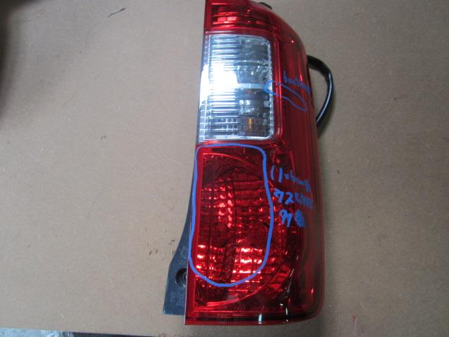 【中古】中古部品 オッティ H91W 右テールランプ 【3310050100-001305995415500】