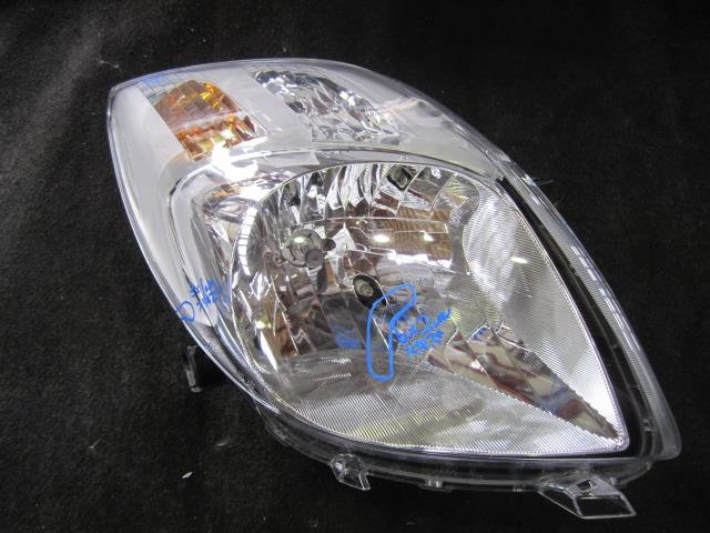 【中古】中古部品 ヴィッツ KSP90 右ヘッドランプ 【3310050100-001092426410800】