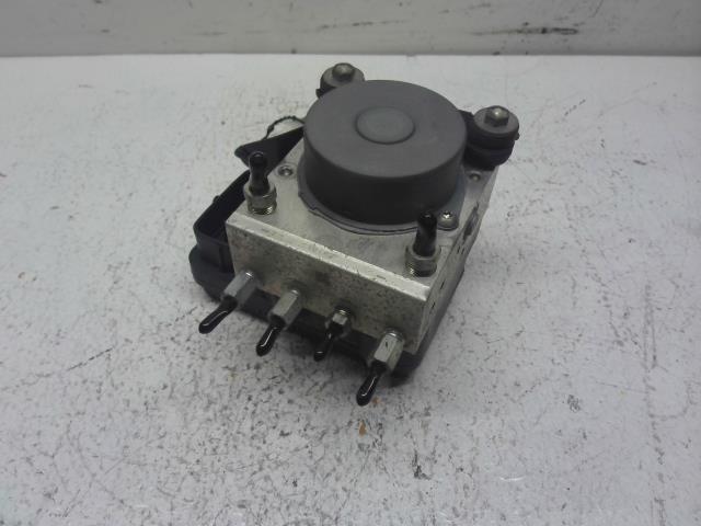 【中古】中古部品 ムーヴ LA100S ABSアクチュエーター 【3310160100-000004221642500】