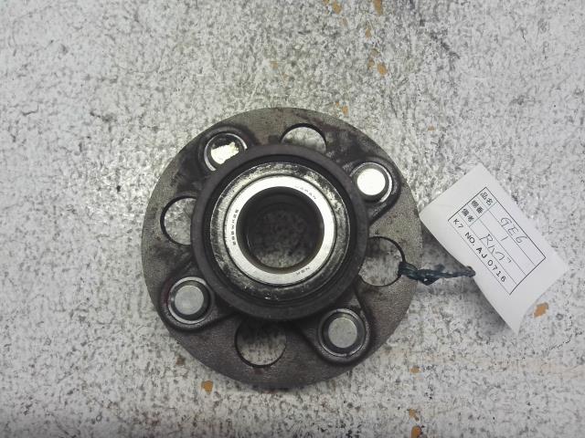 【中古】中古部品 フィット GE6 リアハブ 【3310160100-000004228044471】