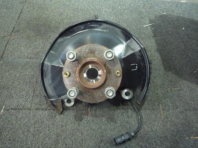 【中古】中古部品 ライフ JC1 右フロントナックルハブ 【3310050100-001530439644310】 2