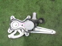 【中古】中古部品 アクア NHP10 右リアドアレギュレータ・モーター 【3310200100-000020151913320】