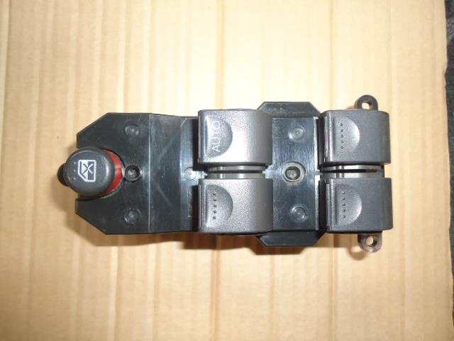 【中古】中古部品 ライフ JB5 パワーウインドウスイッチ 【3310050100-001616665761900】