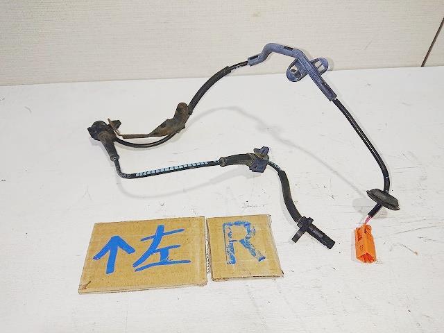 【中古】中古部品 エアウェイブ GJ1 ABSセンサー 【3310050100-001684300563450】