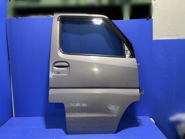 【中古】中古部品 クリッパー U71W 右フロントドア 【3310050100-001188221413100】